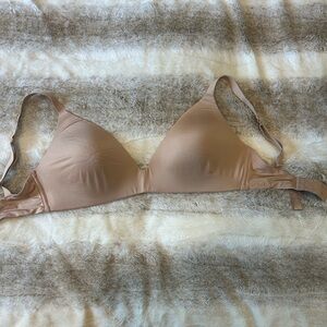 SKIMS wireless form Demi bra